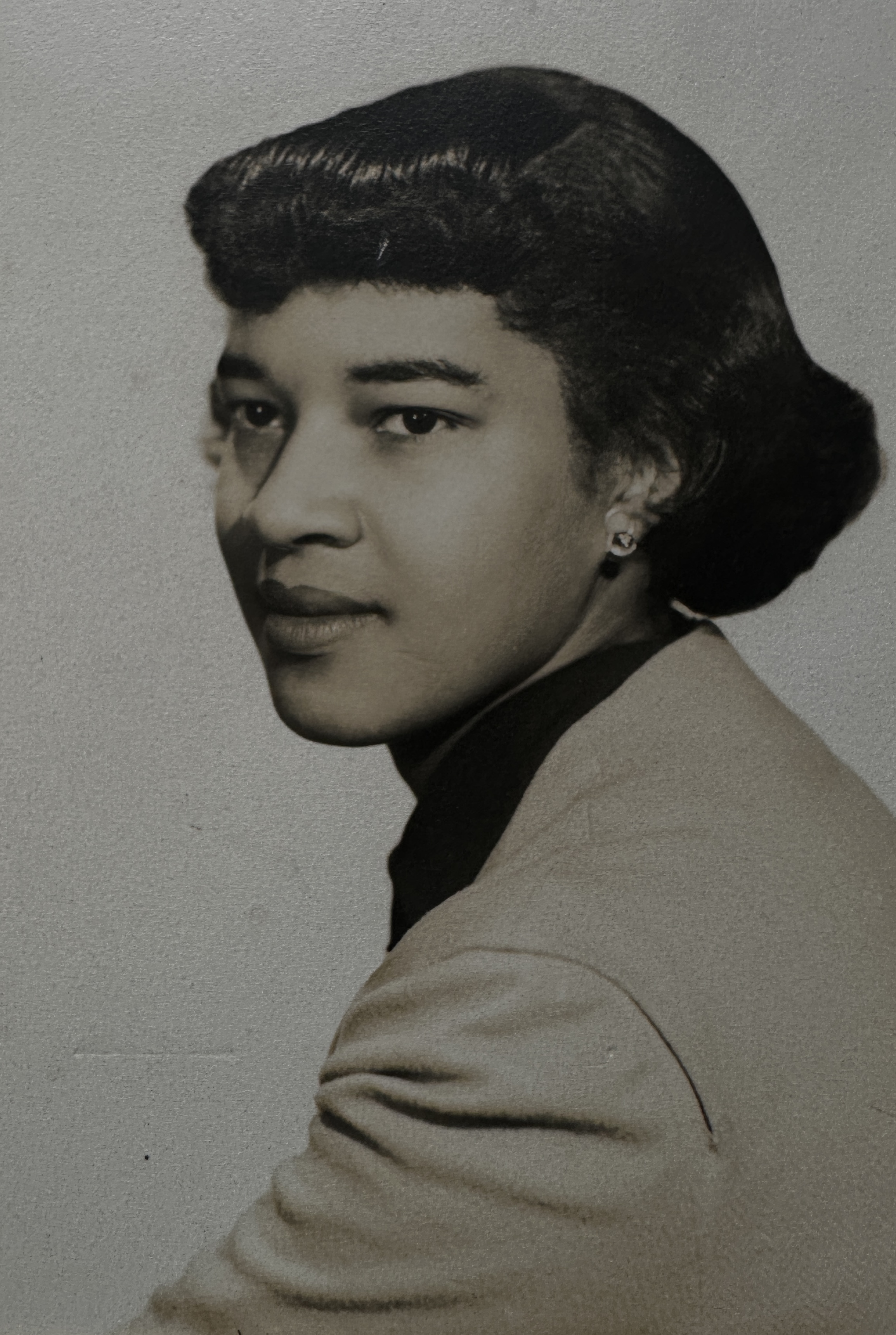 Carrie Dereath Lawrence